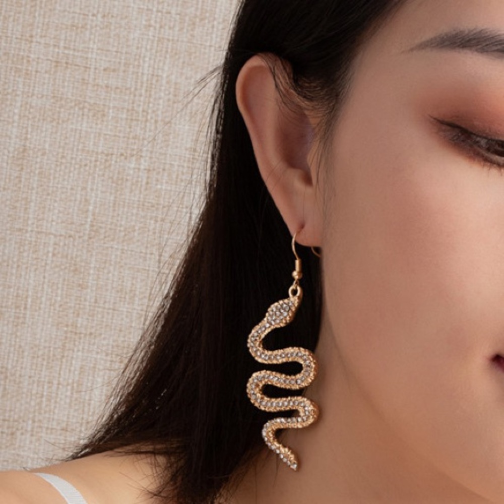 3/$25🦋 Crystal Snake Earrings Gold